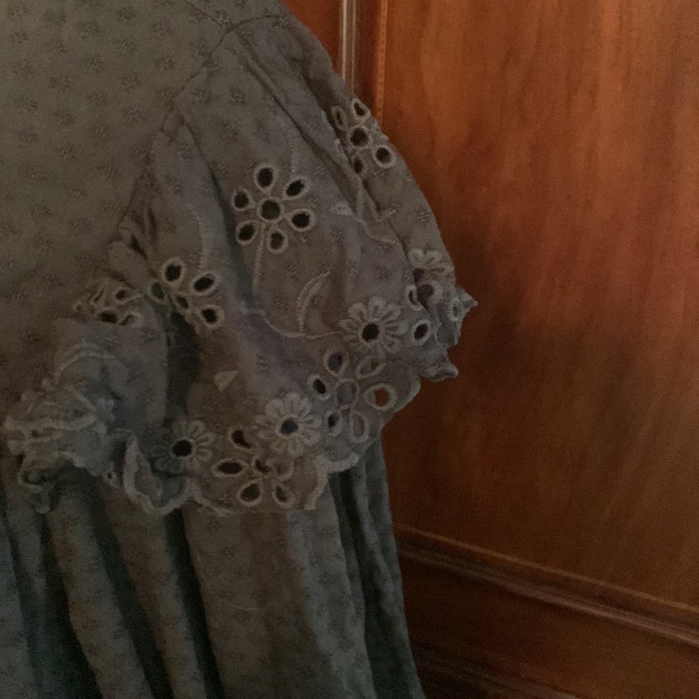 Universal Thread Dress. Size Large - Picture 2 of 5